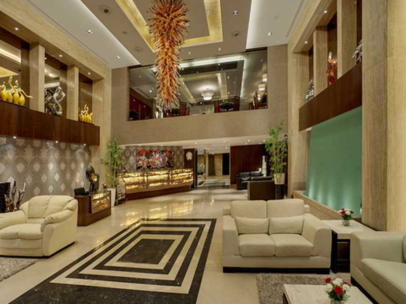Ramada Ahmedabad Hotel Luaran gambar
